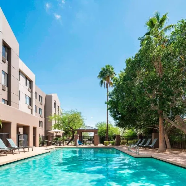 SpringHill Suites Scottsdale North、Rio Verdeのホテル