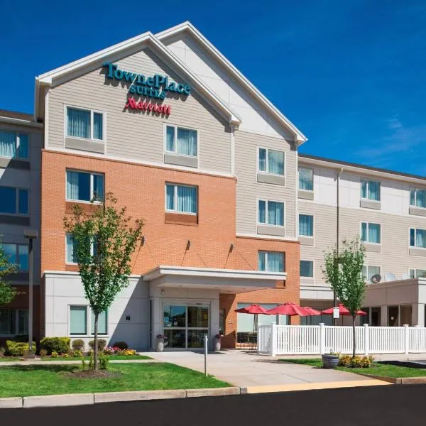 TownePlace Suites by Marriott Providence North Kingstown, hótel í Quidnessett
