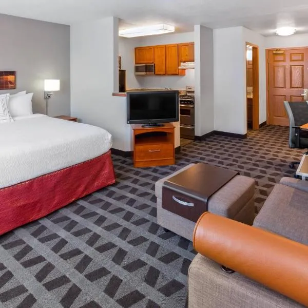 TownePlace Suites Minneapolis West/St. Louis Park – hotel w mieście Plymouth