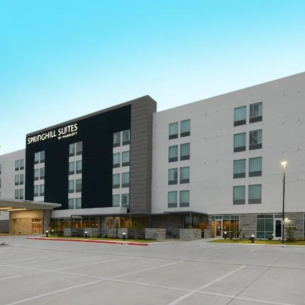 SpringHill Suites Dallas DFW Airport South/CentrePort、フォートワースのホテル