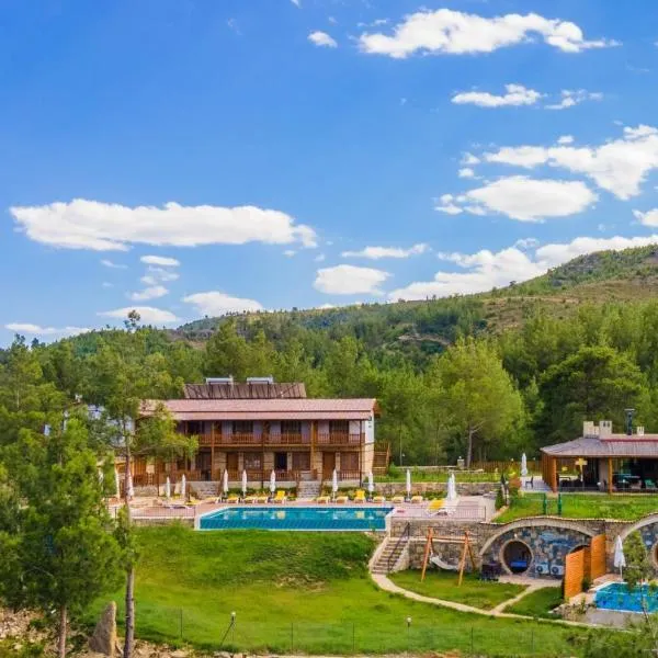 Maison Green Hill Hobbit Villas & Boutique Hotel, hotel in Antalya