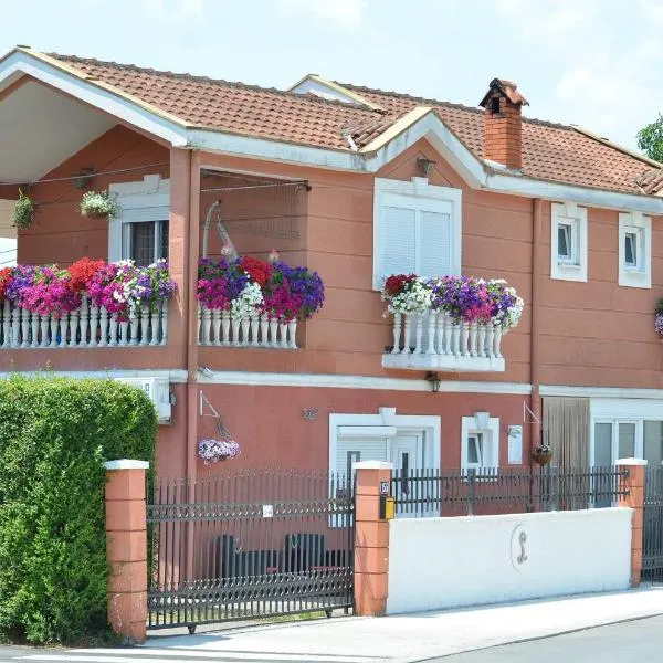 Apartmani LANA Podgorica, hotel v destinaci Podgorica