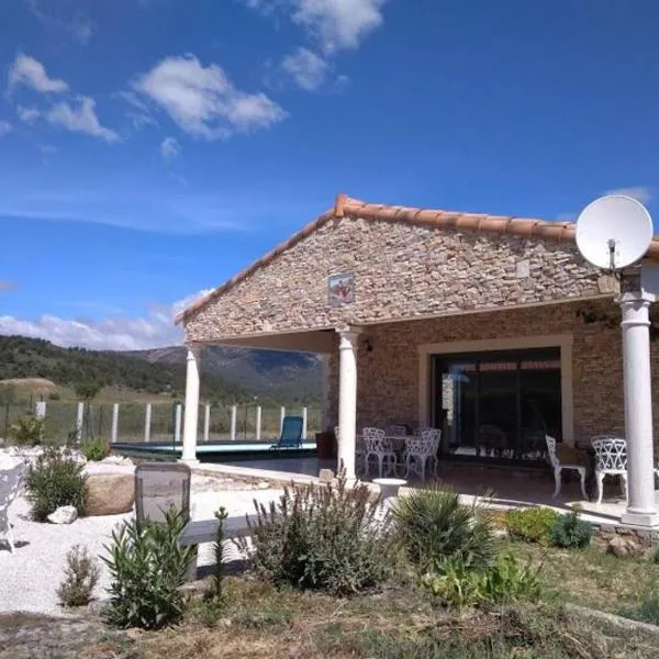 Villa Félines: Félines-Minervois şehrinde bir otel