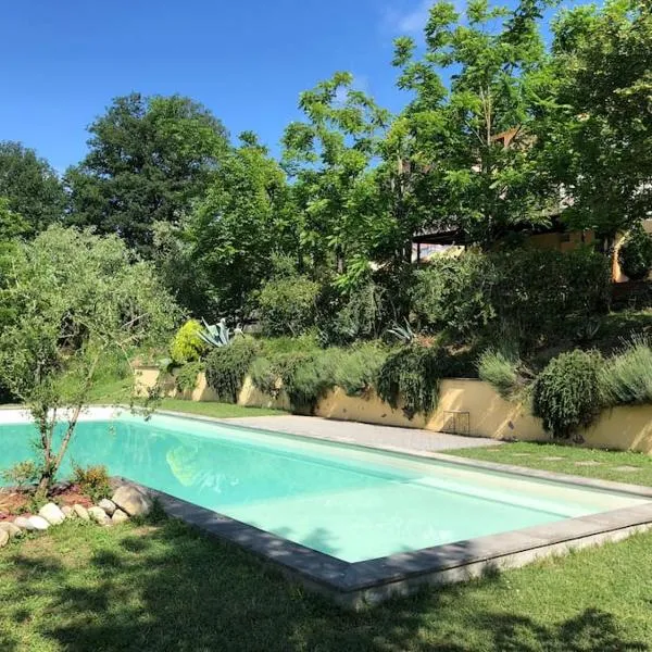 Eremo dei Poeti Albergo diffuso, hotel v mestu Aulla