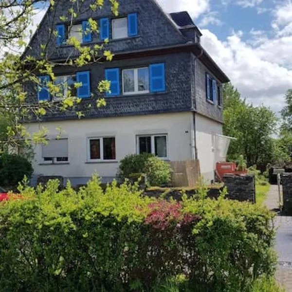 Ferienwohnung Alte-Schule-Kail Wohnung 2, hotel in Kail