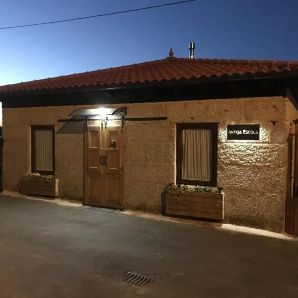 Casa Escuela Trasmiras, hotel di Xinzo de Limia