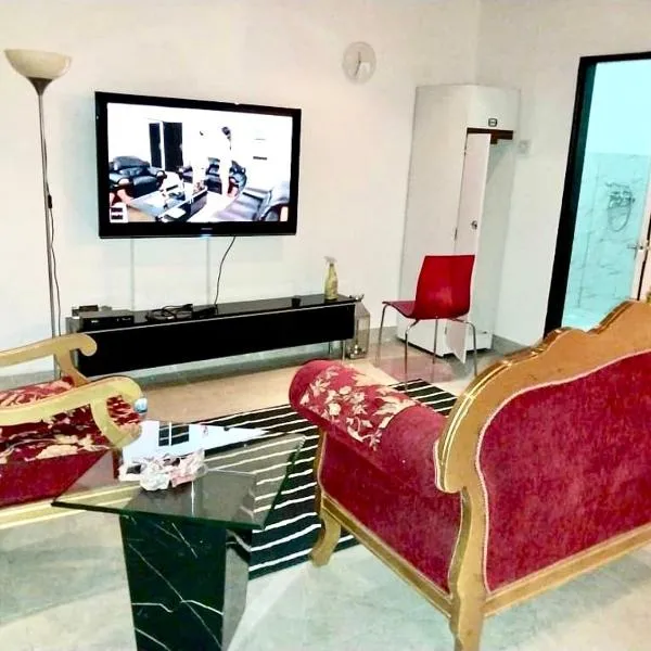 Yazmin Studio Residence, hotel v destinaci Lamin