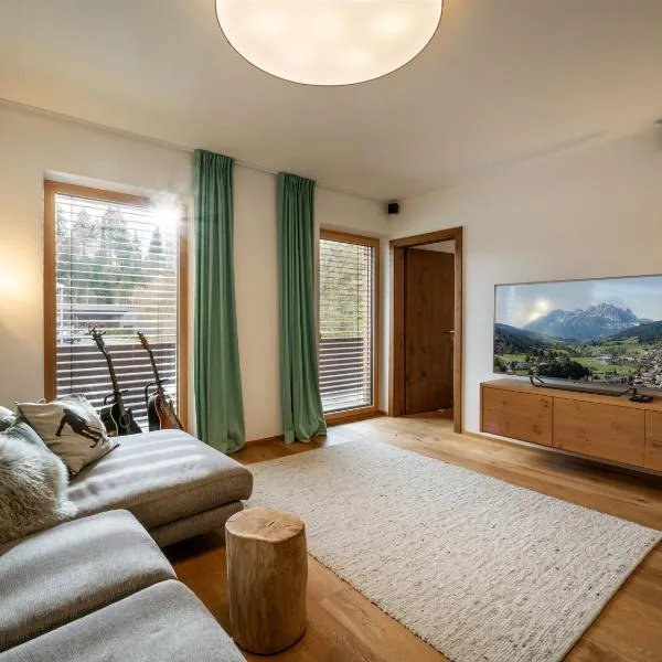 Ferienwohnung Hammerwirt, hotel v destinaci Fieberbrunn
