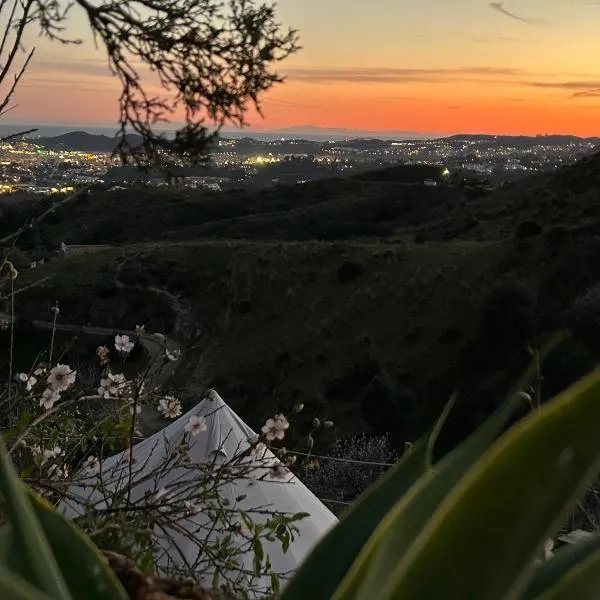 Glamping Finca el Olivo, hotel v destinaci Mijas
