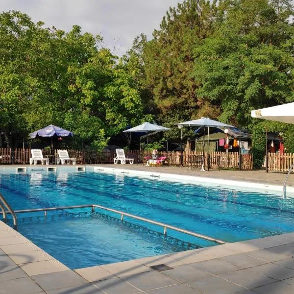 Camping Mitikas and Bungalows, hotel v destinaci Plaka Litochorou