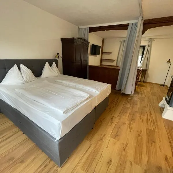 Ferienhaus Auerhahn, hotell sihtkohas Vöcklabruck