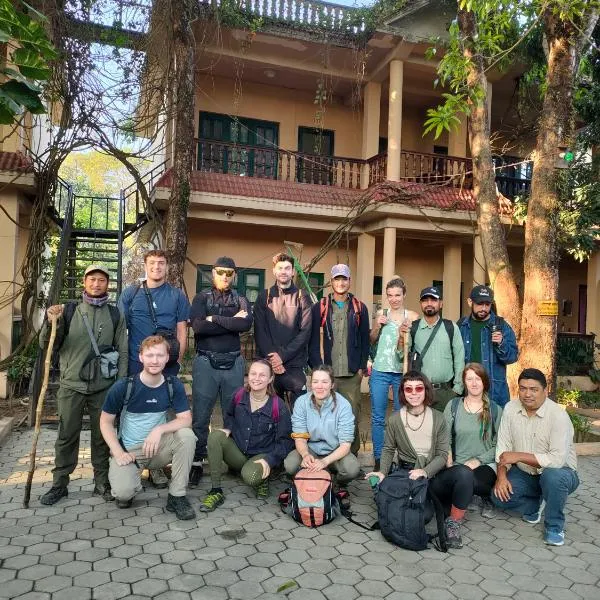 Wild Horizons Guest House, hotel in Sauraha
