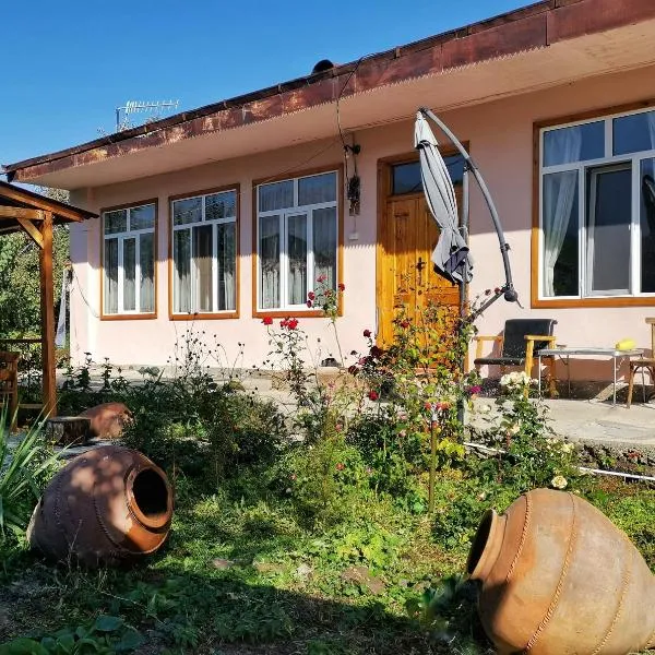 Tatev Guest House, hotel em Tatev