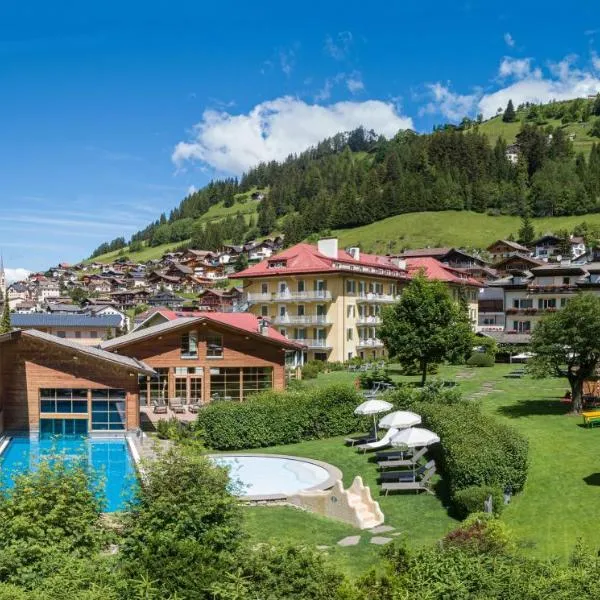 Family Hotel Posta: Santa Cristina in Val Gardena'da bir otel