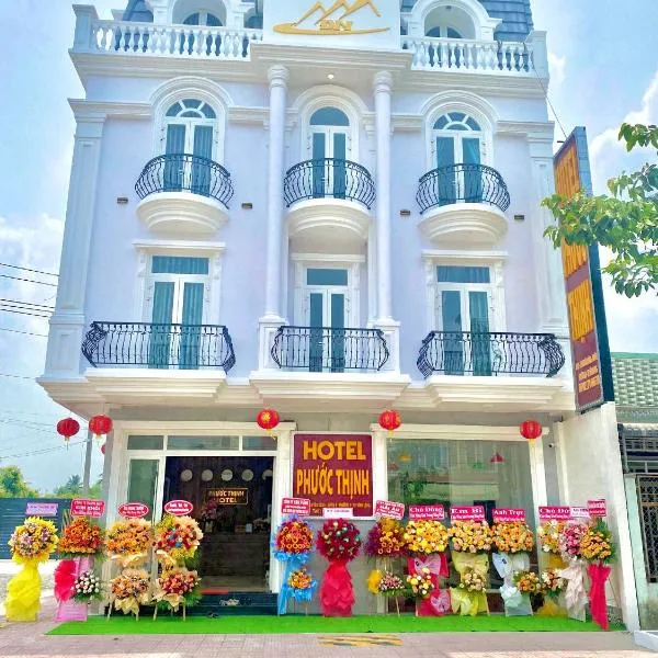 Hotel Phước Thịnh, ξενοδοχείο σε Vinh Long