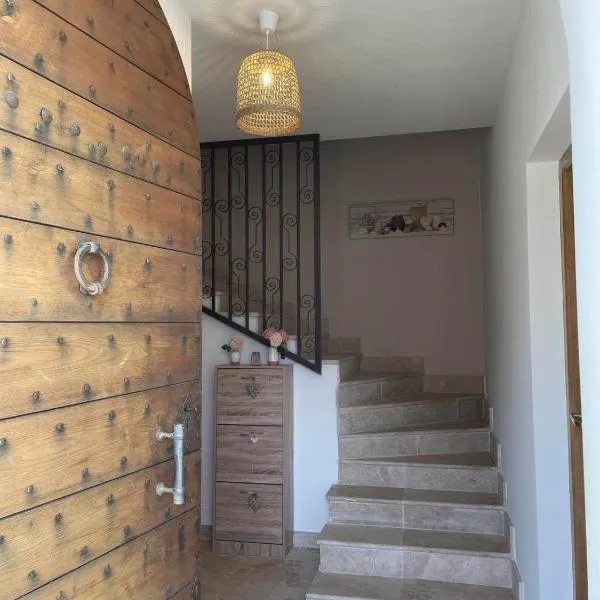 Casa di Mela, hotel v destinaci Mela