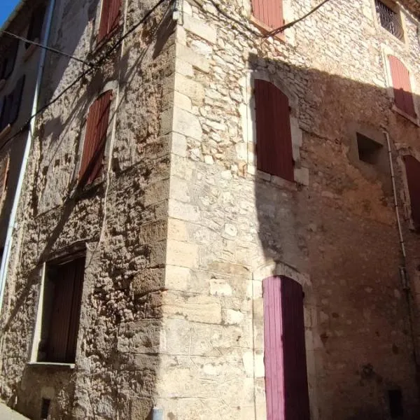 LA JOVINE 2 Sault, hotel in Sault-de-Vaucluse