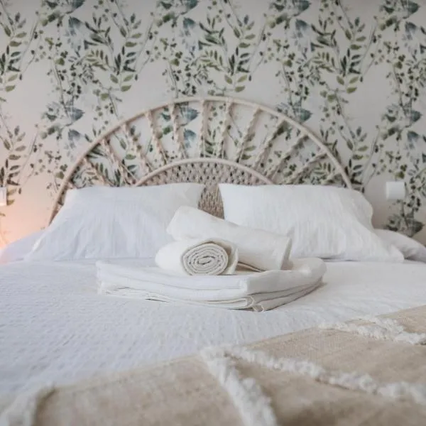 Viesnīca El Refugio de Sabina - Sierra de Gredos pilsētā Arenasa de Sanpedro