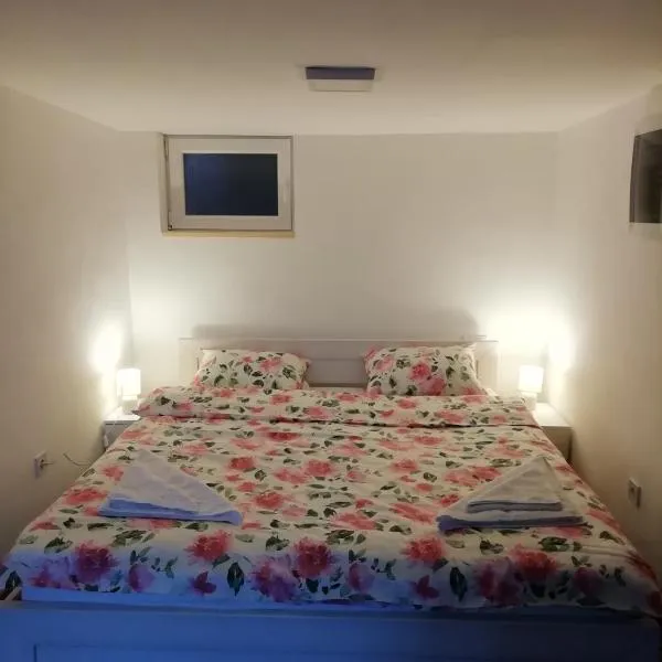 Mia apartmani - novoizgradjeni objekat, hotel in Gornji Milanovac