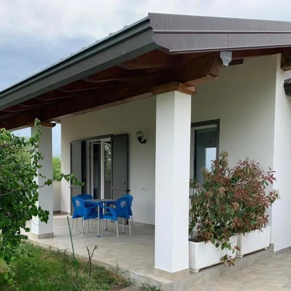 Casa Vacanze AL CAPRIANO appartamento Mora, viešbutis mieste Cantello