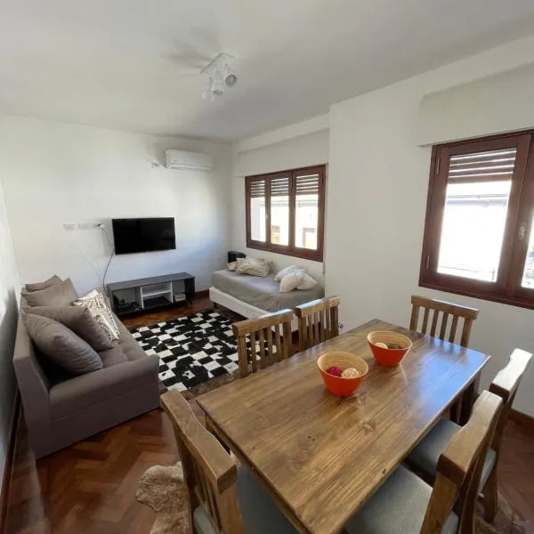 Departamento céntrico y espacioso en Río Cuarto., hotel v destinaci Río Cuarto