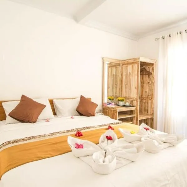 The Welcome Inn, hotel in Batununggul