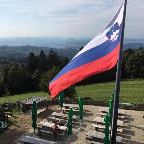 Planinski dom Janče, hotel in Litija