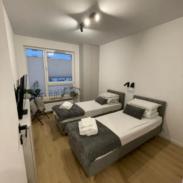 APARTAMENT 4 bed 2 room WARSAW, hotell Varssavis