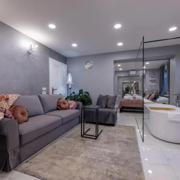 MM Rooms, hotel v Bledu