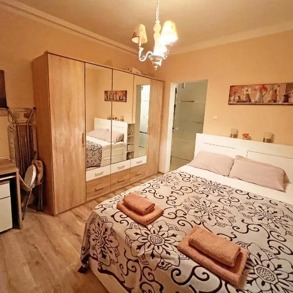 Jurincom apartments, hotel en Karlovy Vary