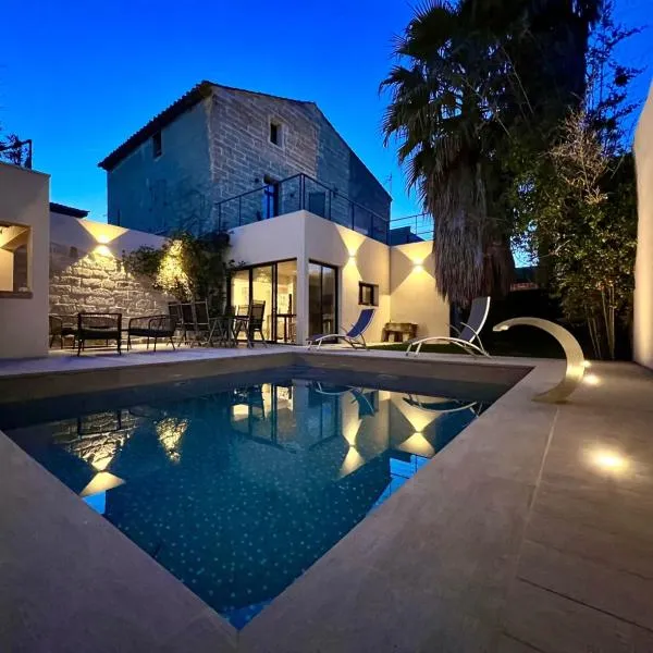 Cocon En Petite Camargue, готель у місті Емарг