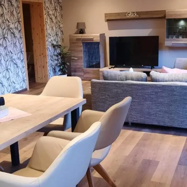 FERIENHAUS ZUM HOLZMICHEL, hotel i Thale