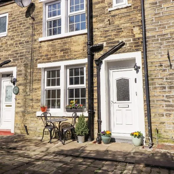 4 Pulmans Place, hotel in Halifax