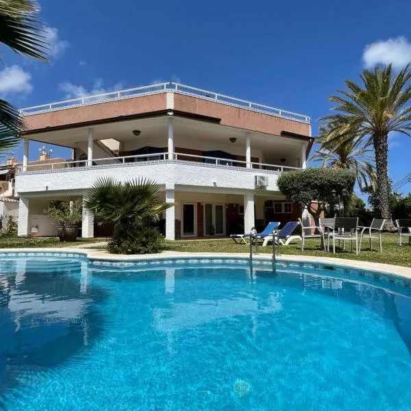 Anna's garden, hotel v destinaci Torrevieja