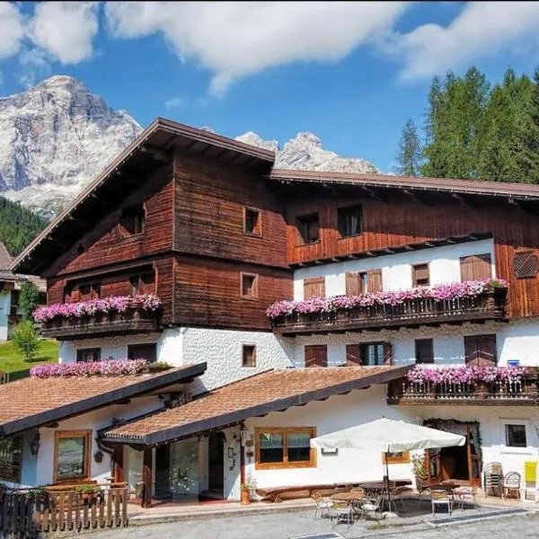 HOTEL BOSCO VERDE, hotel en Val di Zoldo