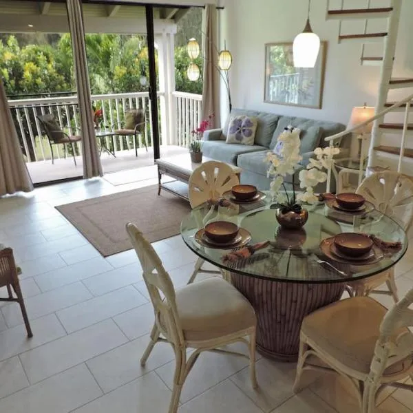 Spacious Townhouse by the beach, hotel in Kahuku