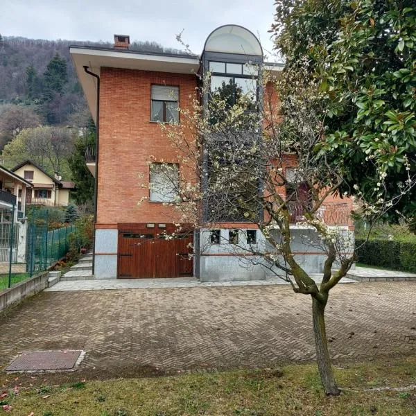 Casa Galfio, hotel em Torre Pellice