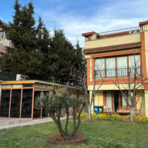 Doğa Villa Guest House, hotel v destinaci Buyukcekmece