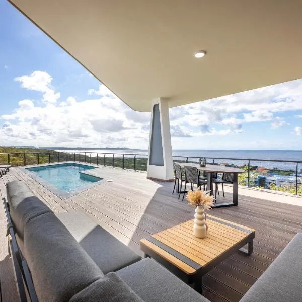Coral Estate Holidays, hotel v destinaci Willibrordus