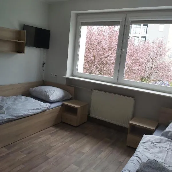 Dom Studencki Komenik, hotel v destinácii Leszno
