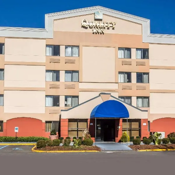 Quality Inn Spring Valley - Nanuet – hotel w mieście Spring Valley