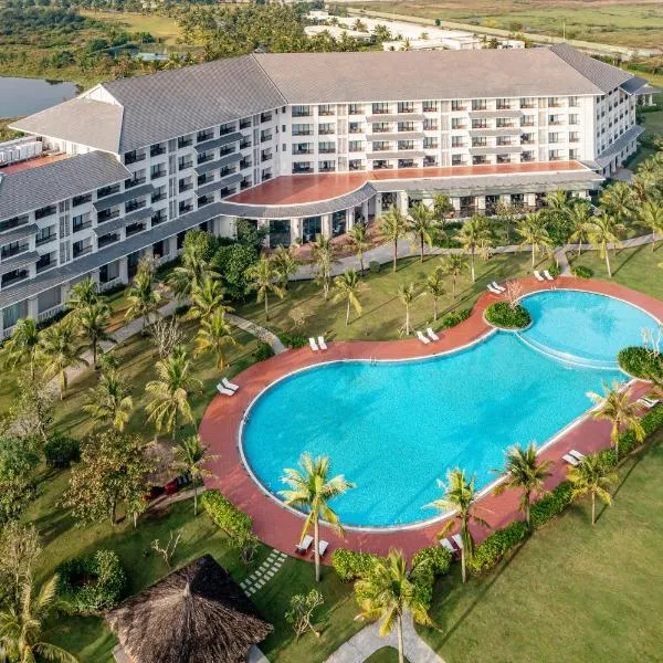 Melia Vinpearl Cua Hoi Beach Resort, hotel en Cửa Lô