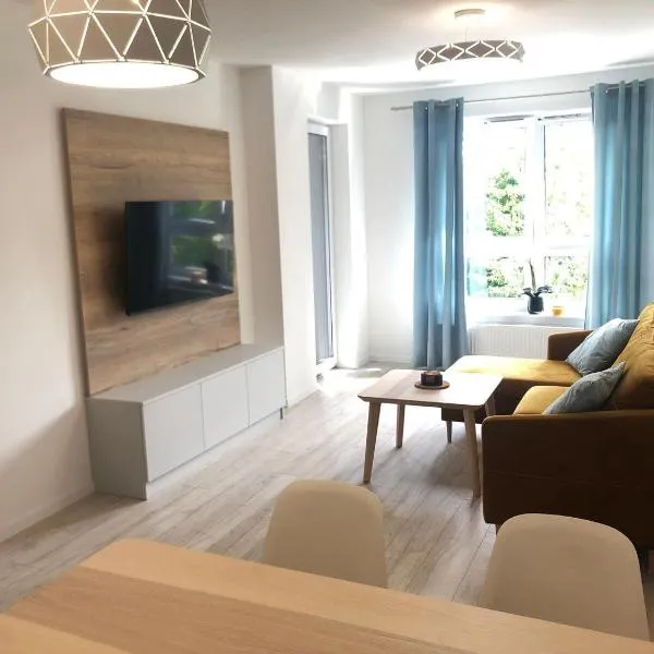 Apartament Cztery Pory Roku, hotelli kohteessa Kołobrzeg