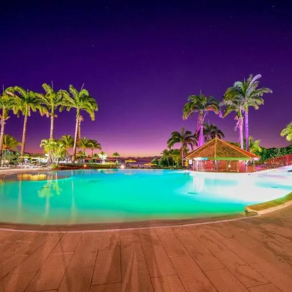 Studio vue mer RDC dans village vacances、サント・リュスのホテル