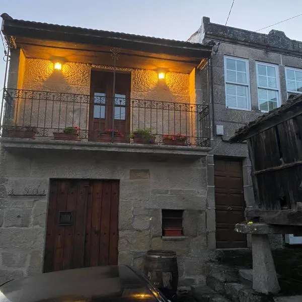 CASA A ESCOLA, hotel v destinaci Piñeiro
