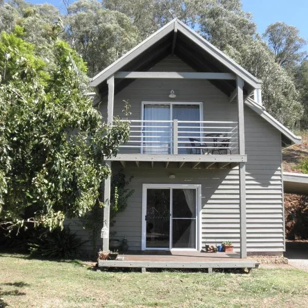 Captain Moonlight Cottage, hotel v destinaci Mount Beauty