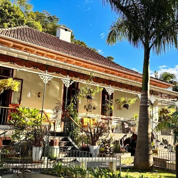Casa Verde Petrópolis, hotel v destinaci Petrópolis