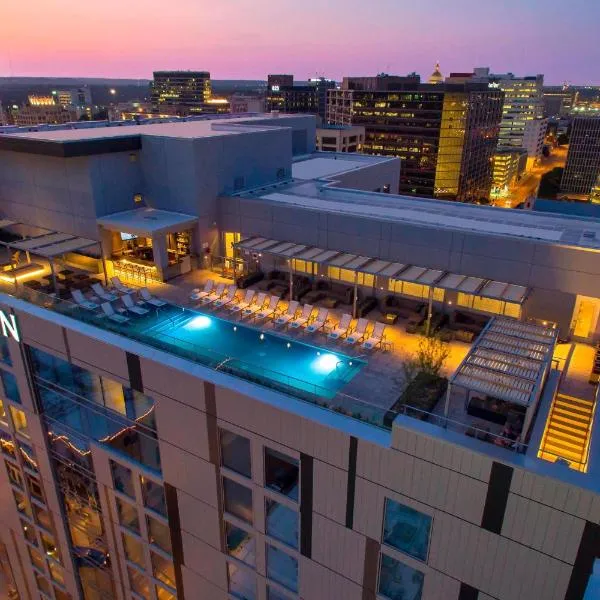 The Westin Austin Downtown โรงแรมในMontopolis