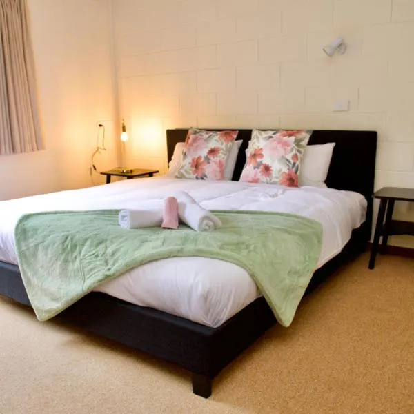 Green Gables Warburton - King Garden Suite, hotel en Yarra Junction