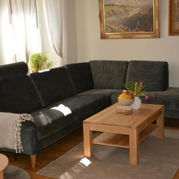 Ferienhaus Waldorf, hotel em Biebelsheim